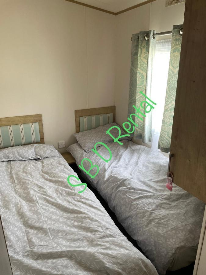 Summer Breeze Deluxe Caravan Rental Saint Osyth 외부 사진