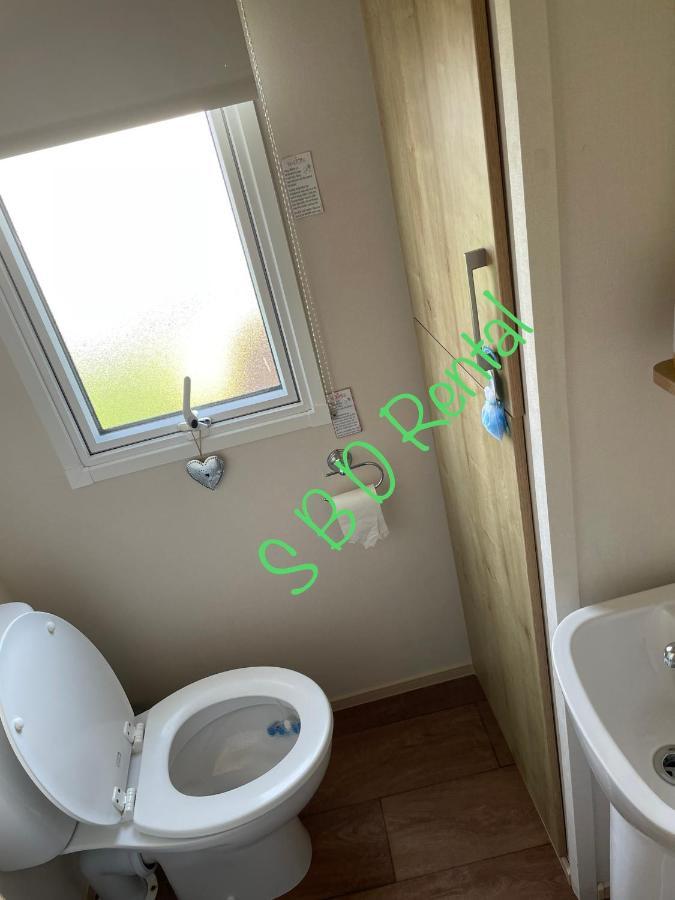 Summer Breeze Deluxe Caravan Rental Saint Osyth 외부 사진
