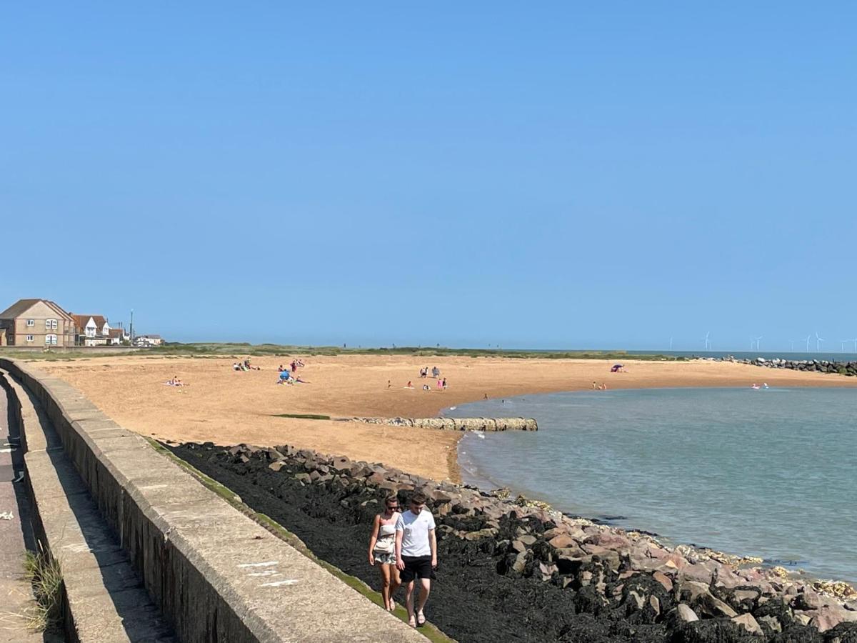 Summer Breeze Deluxe Caravan Rental Saint Osyth 외부 사진