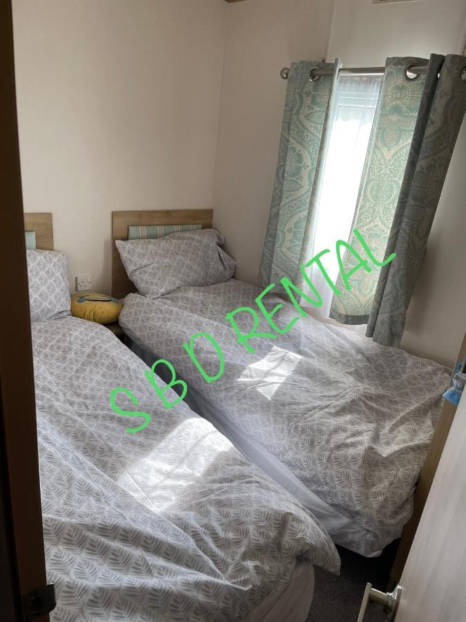 Summer Breeze Deluxe Caravan Rental Saint Osyth 외부 사진
