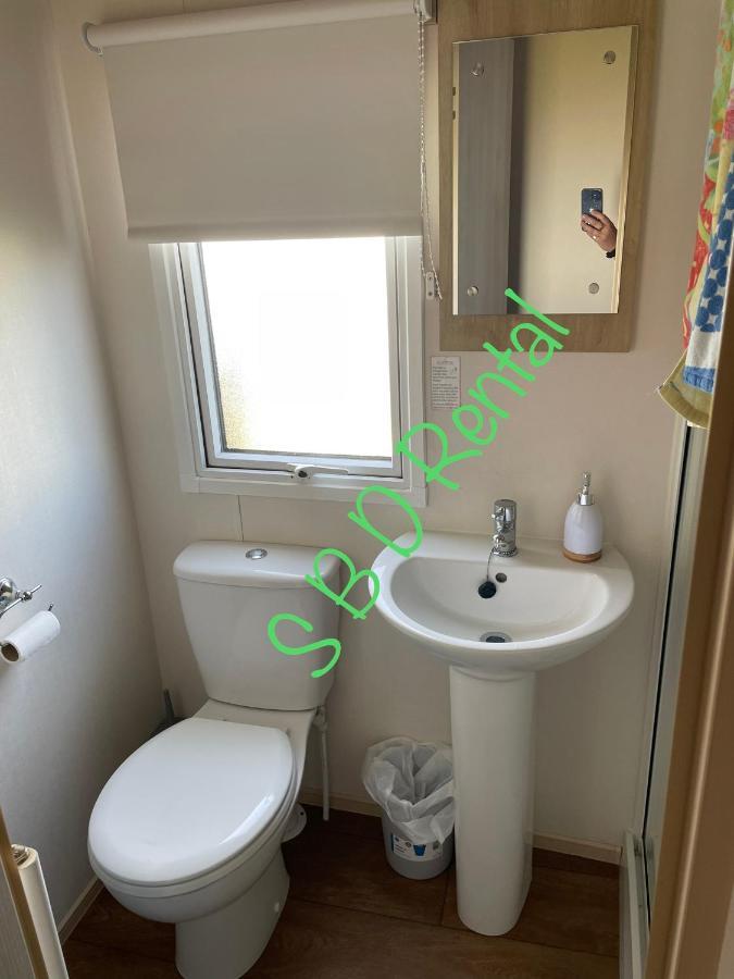 Summer Breeze Deluxe Caravan Rental Saint Osyth 외부 사진