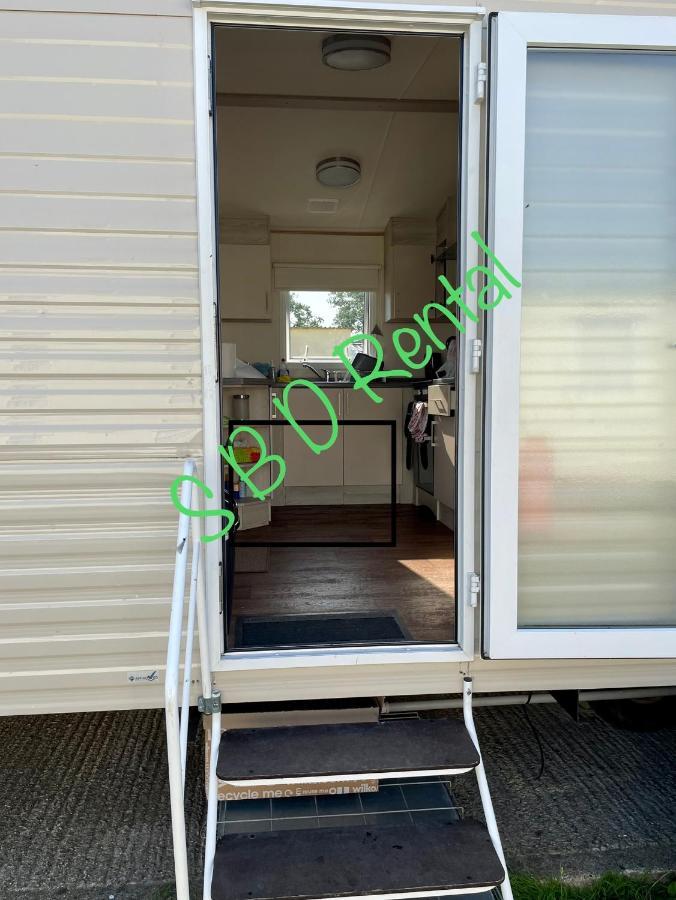 Summer Breeze Deluxe Caravan Rental Saint Osyth 외부 사진