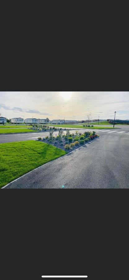 Summer Breeze Deluxe Caravan Rental Saint Osyth 외부 사진